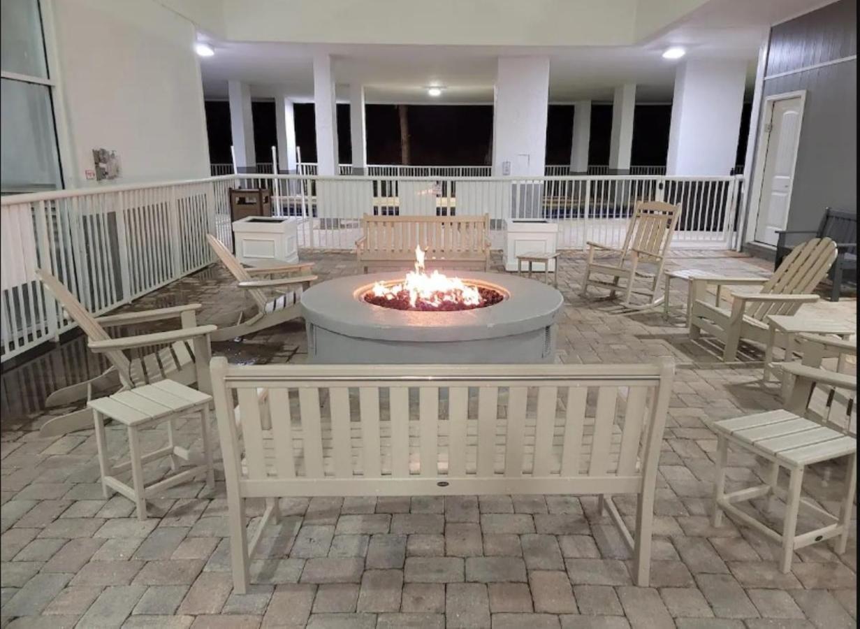 מירטל ביץ' Sea Watch Resort מראה חיצוני תמונה